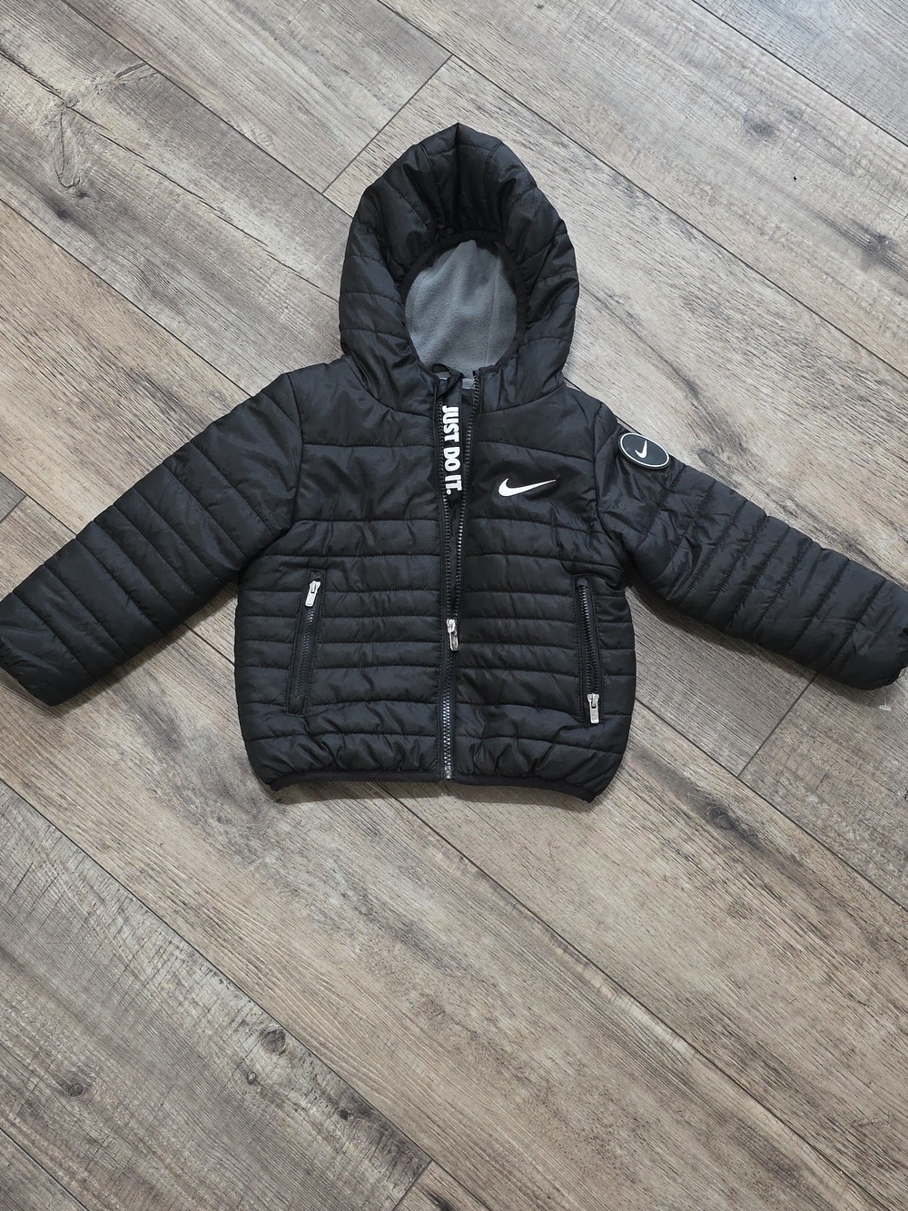 Nike Puffer Jacket Black Just Do it So Cute Immaculate
